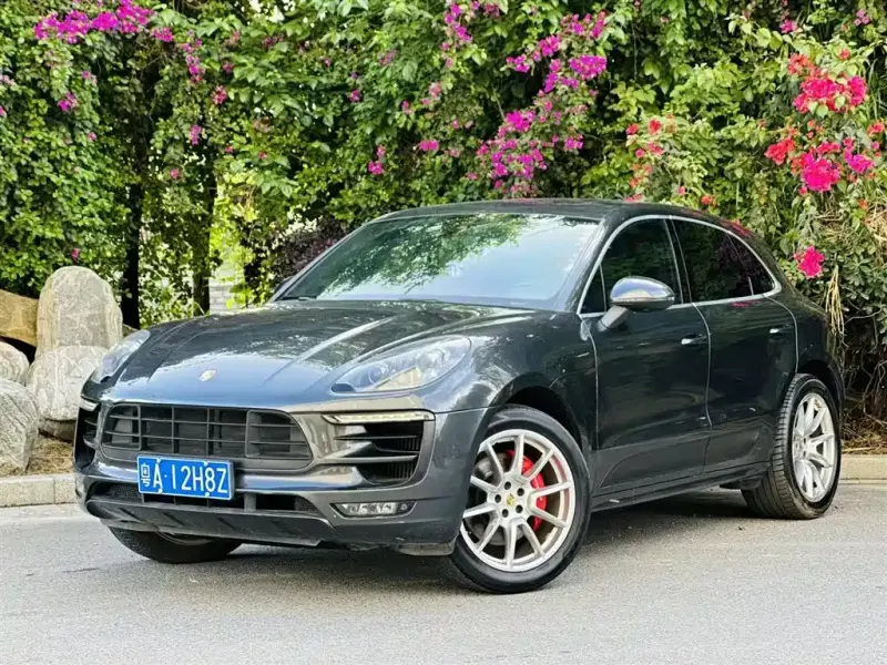 Porsche Macan, 2016