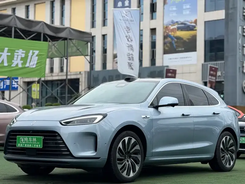 AITO M5, 2023