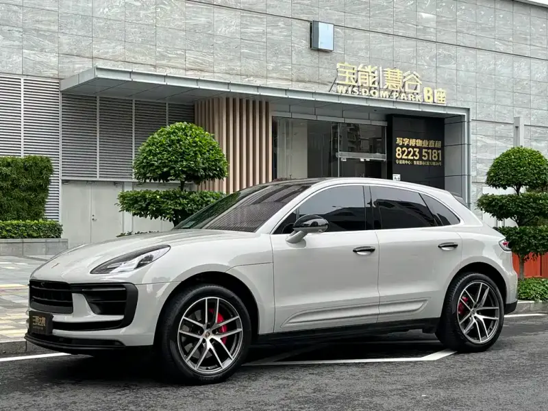 Porsche Macan, 2023