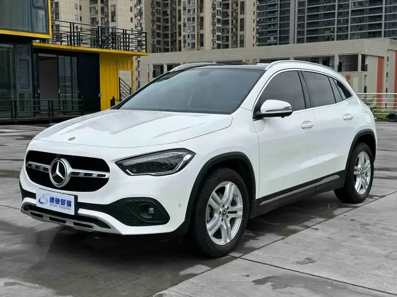Mercedes-Benz GLA, 2021