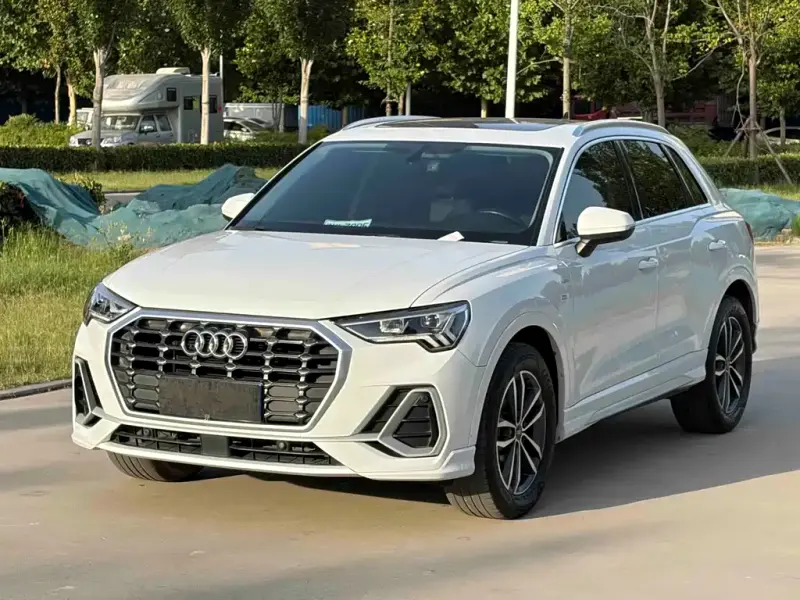 Audi Q3, 2022