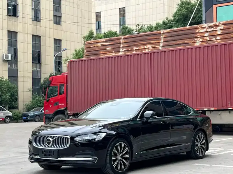 Volvo S90, 2023