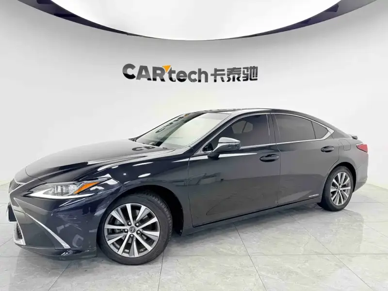Lexus ES, 2018