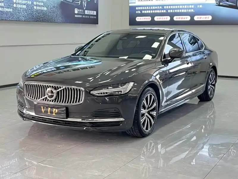 Volvo S90 PHEV, 2021