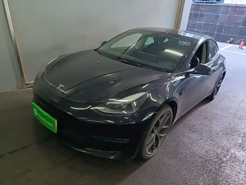 Tesla Model 3, 2022