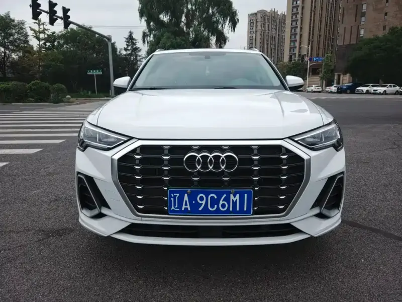 Audi Q3, 2022
