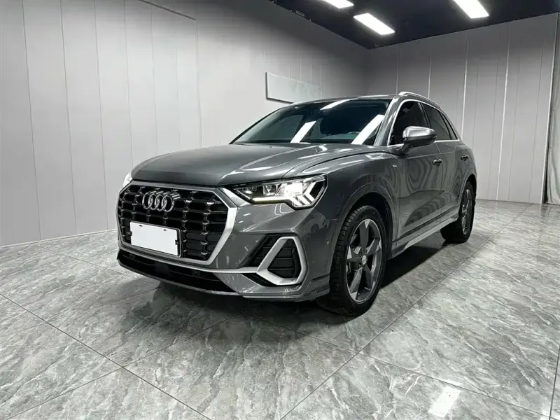 Audi Q3, 2022