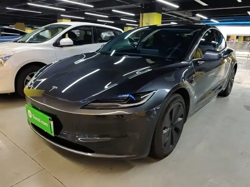 Tesla Model 3, 2024