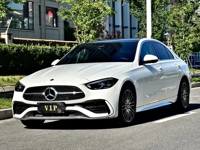 Mercedes-Benz C-Class, 2024