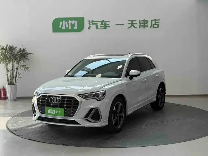 Audi Q3, 2022