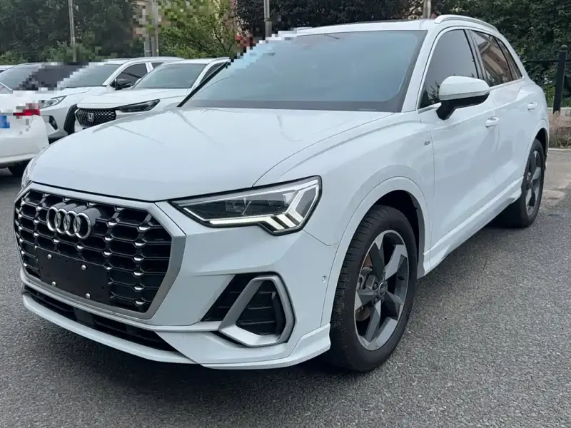 Audi Q3, 2023