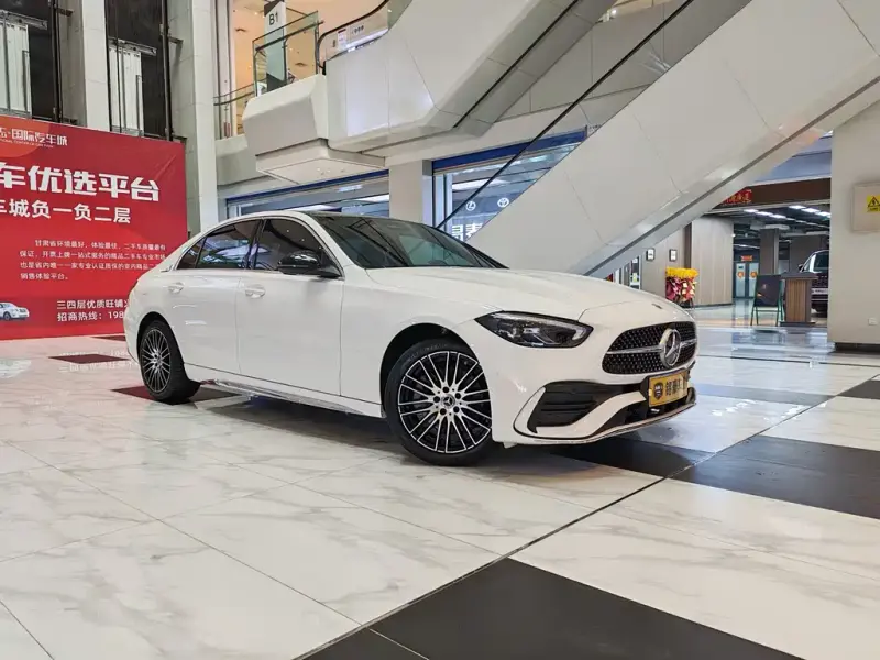 Mercedes-Benz C-Class, 2024
