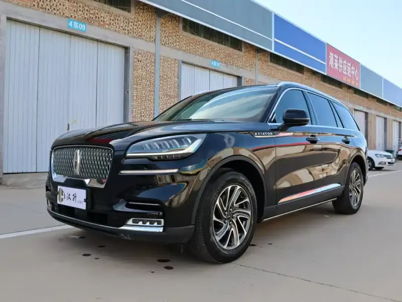 Lincoln Aviator, 2023
