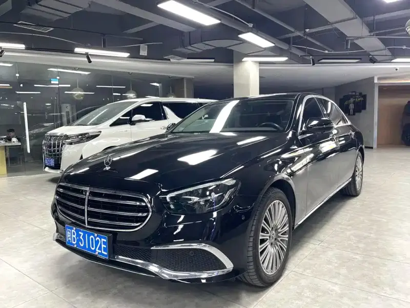 Mercedes-Benz E-Class, 2022