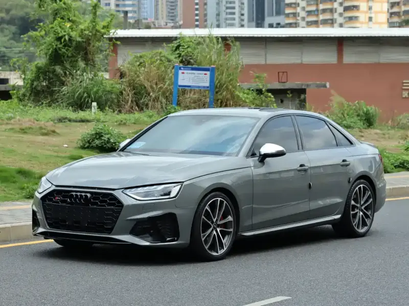 Audi S4, 2022