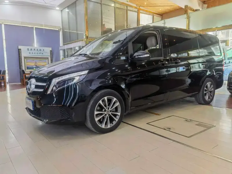 Mercedes-Benz V-Class, 2024