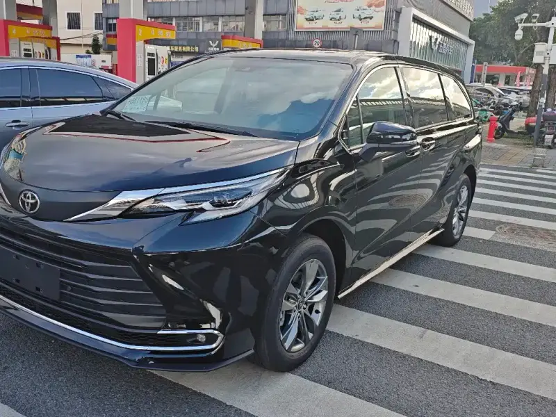 Toyota Sienna, 2026