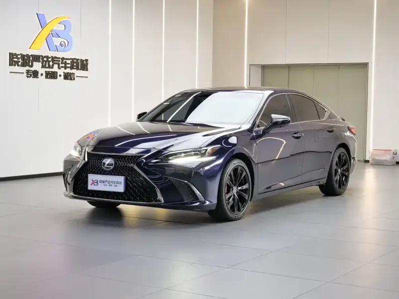Lexus ES, 2023