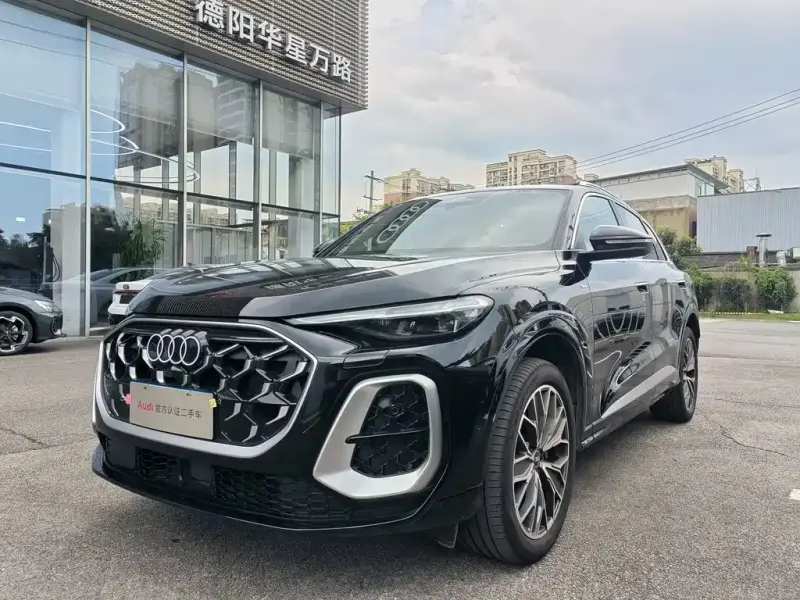 Audi Q5L, 2025