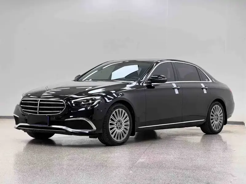 Mercedes-Benz E-Class, 2022