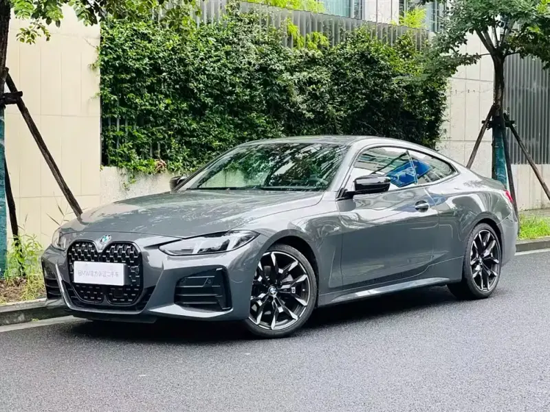 BMW 4 Series, 2026