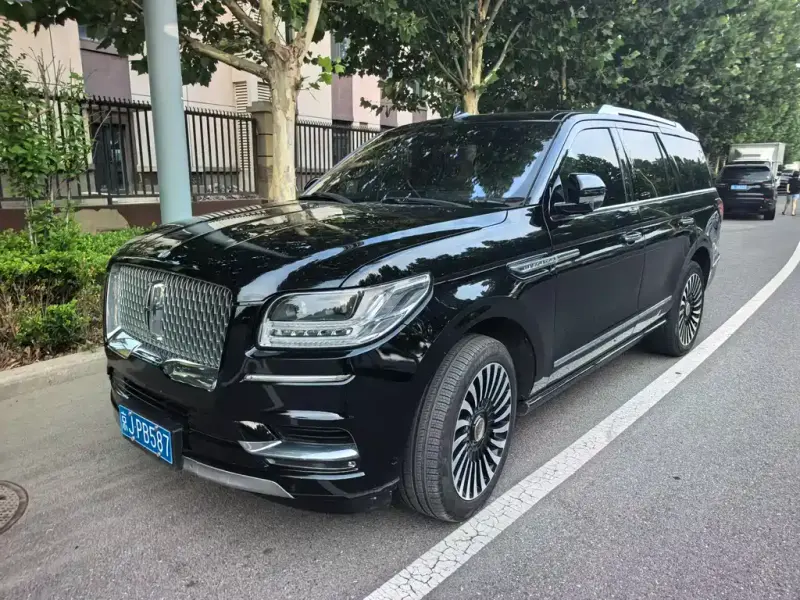 Lincoln Navigator, 2019