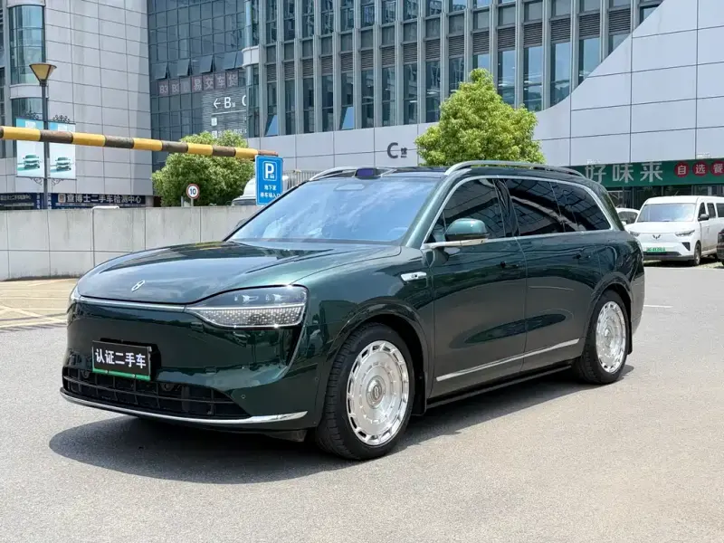 AITO M9, 2025