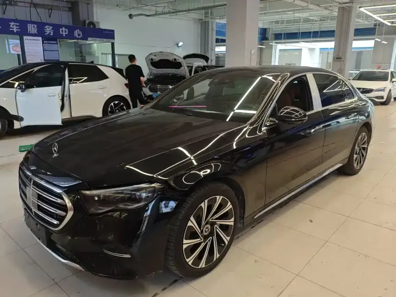 Mercedes-Benz E-Class, 2025