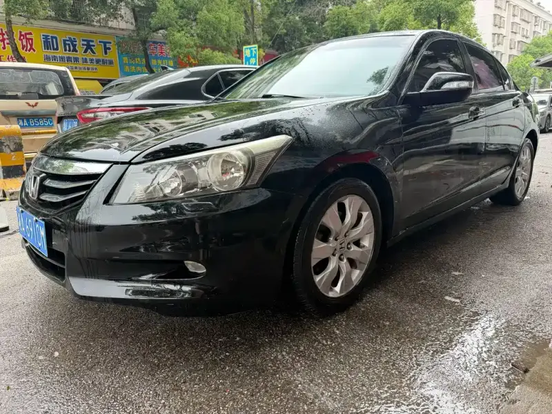 Honda Accord, 2011