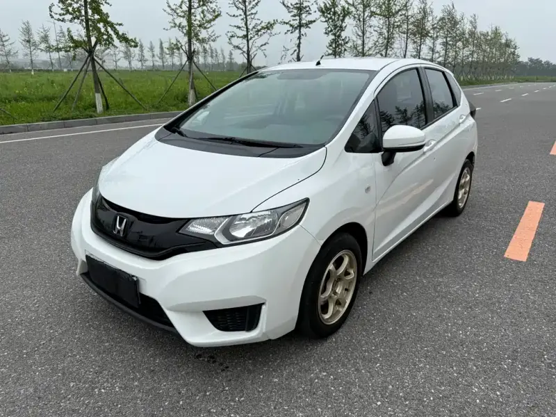 Honda Fit, 2015