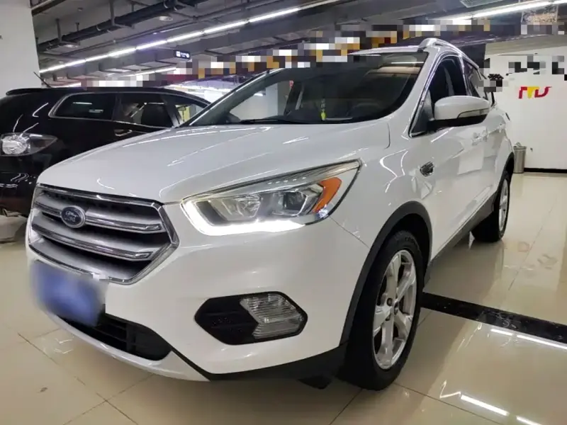Ford Kuga, 2017