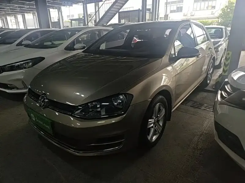 Volkswagen Golf, 2015