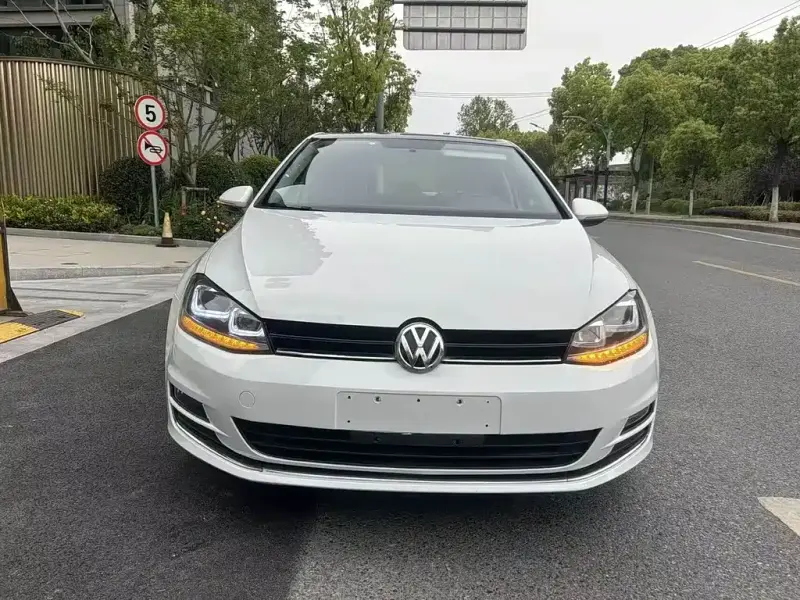 Volkswagen Golf, 2015