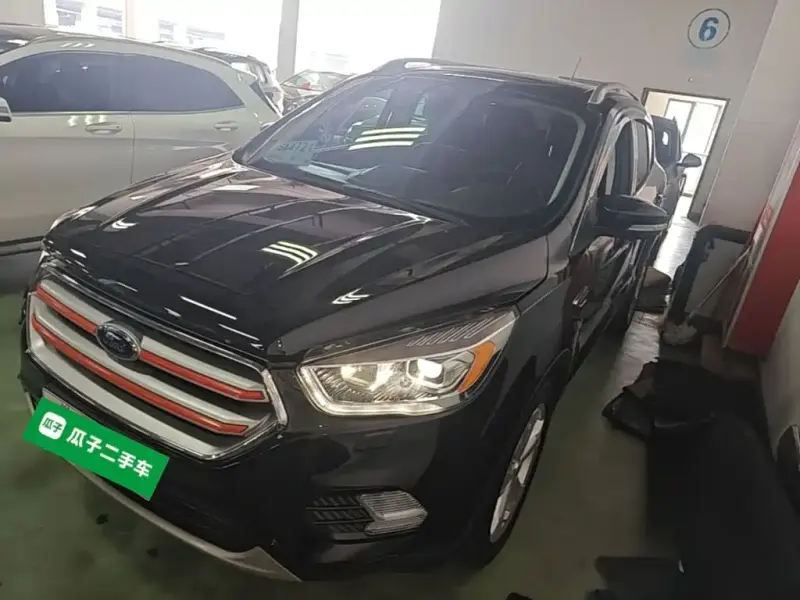 Ford Kuga, 2018