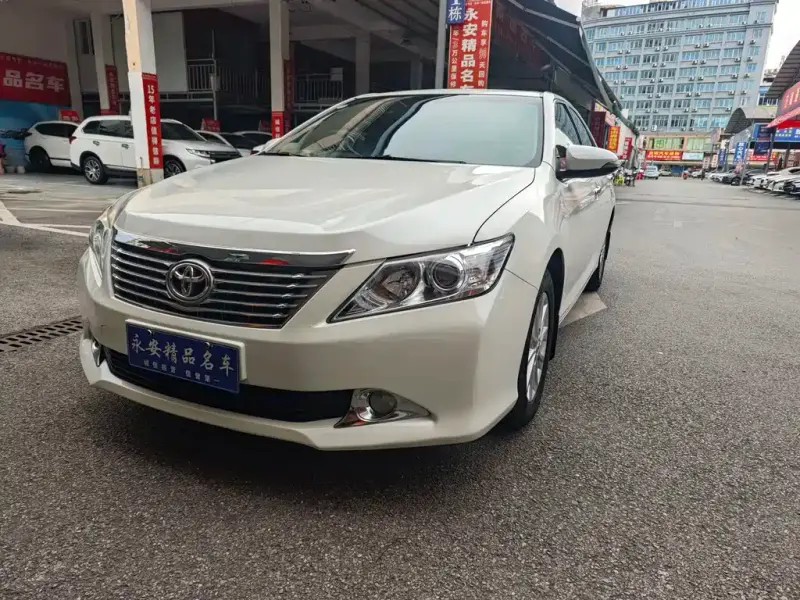 Toyota Camry, 2013
