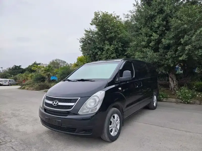 Hyundai H-1, 2013