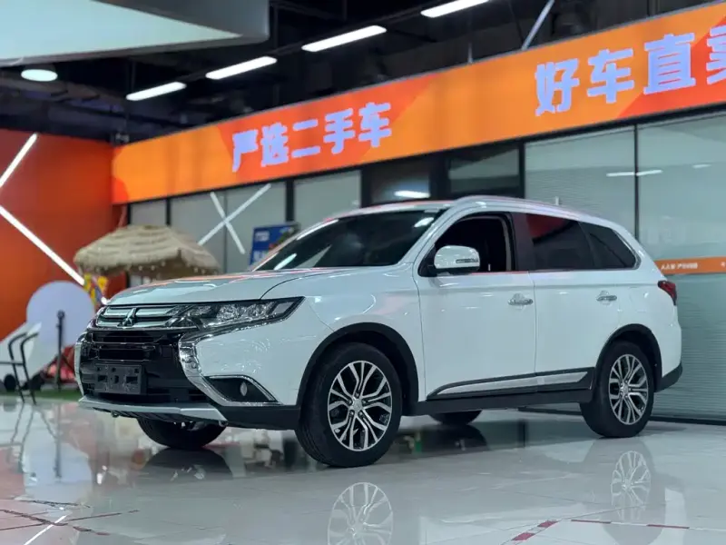 Mitsubishi Outlander, 2017