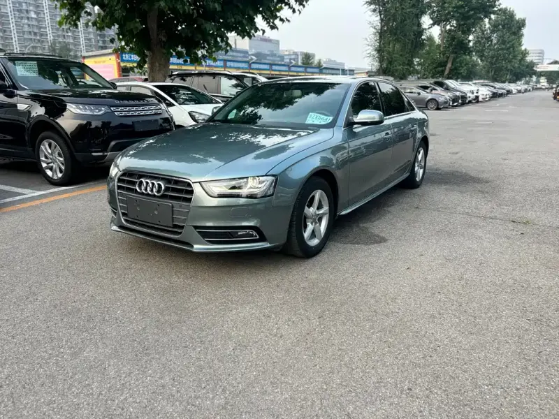 Audi A4L, 2013