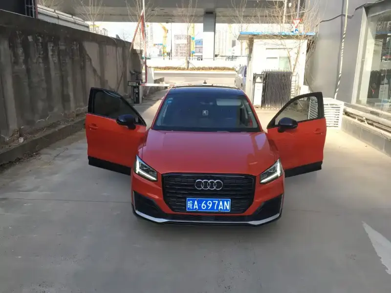 Audi Q2L, 2019