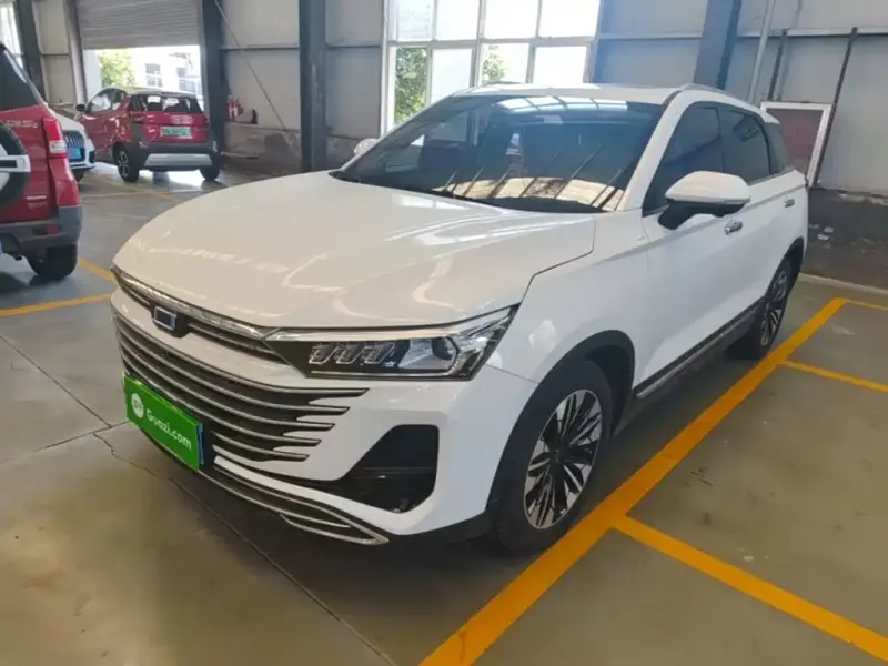Bestune T77, 2024
