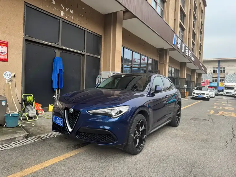 Alfa Romeo Stelvio, 2019