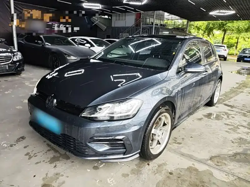 Volkswagen Golf, 2020