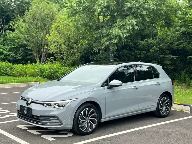 Volkswagen Golf, 2021