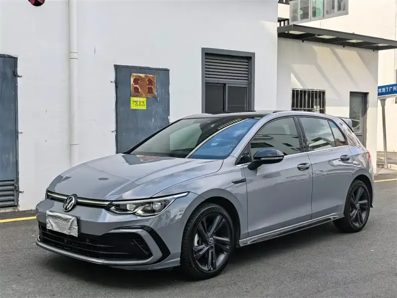 Volkswagen Golf, 2021