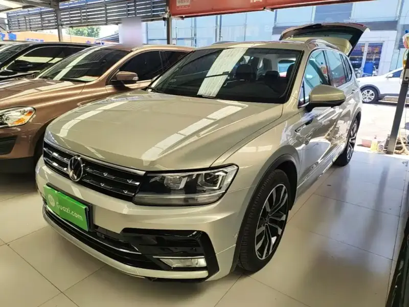 Volkswagen Tiguan L, 2021