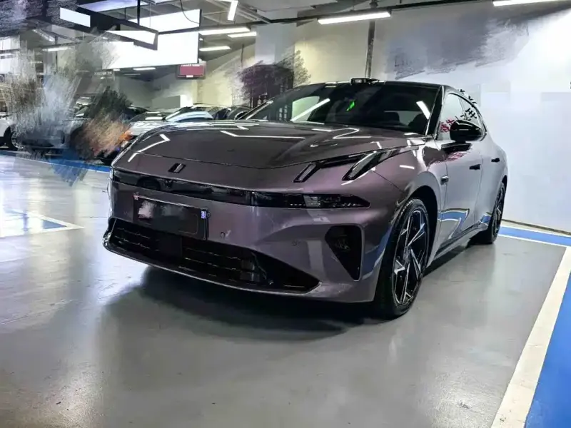 Lynk & Co 07 EM-P, 2025
