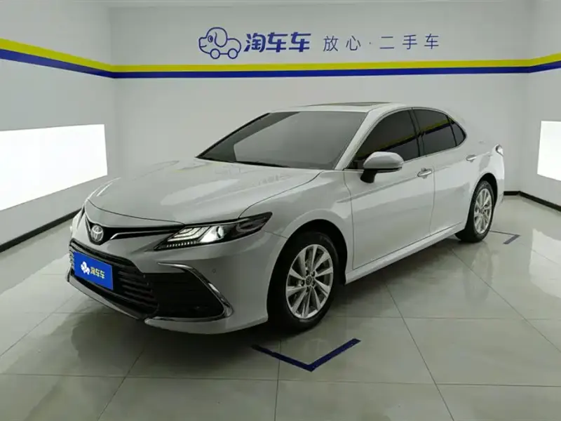 Toyota Camry, 2023