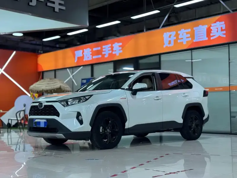 Toyota RAV4, 2021