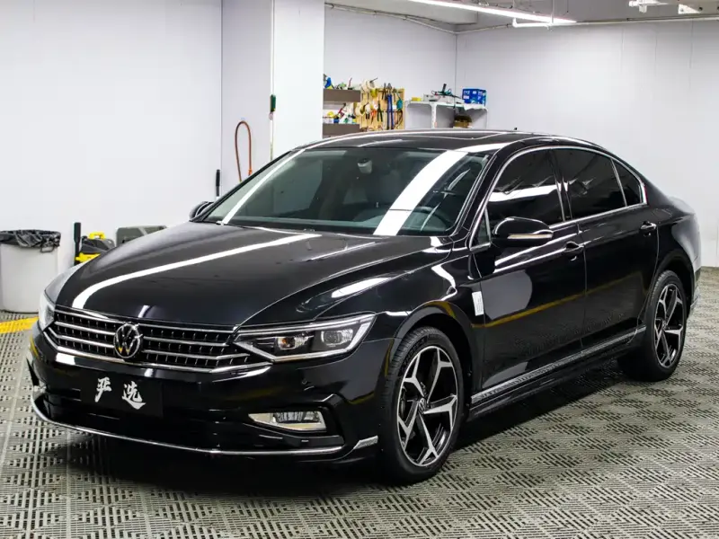 Volkswagen Magotan, 2023