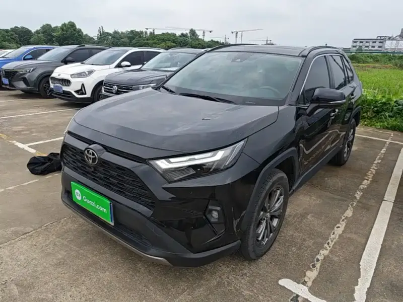 Toyota RAV4, 2024